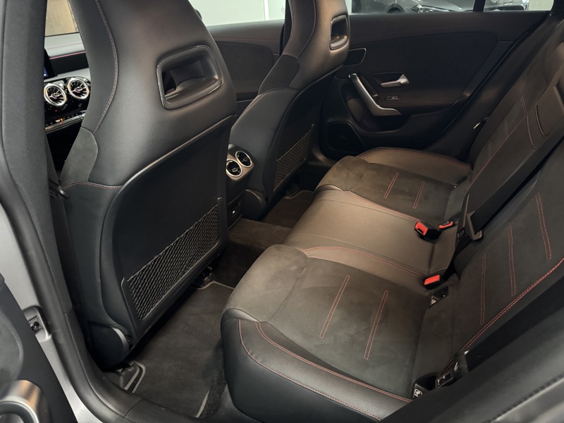 Image Mercedes-Benz CLA COUPÉ CLA 250 e Hybrid EQ Coupé AMG Line AMG Line CLA 250 e Hybrid EQ Coupé AMG Line