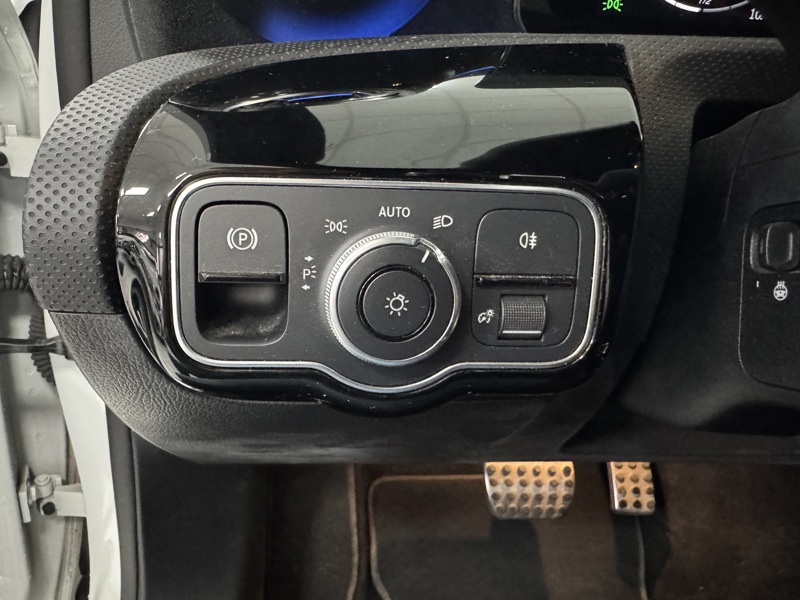 Image Mercedes-Benz CLASSE A 180 AMG Line  