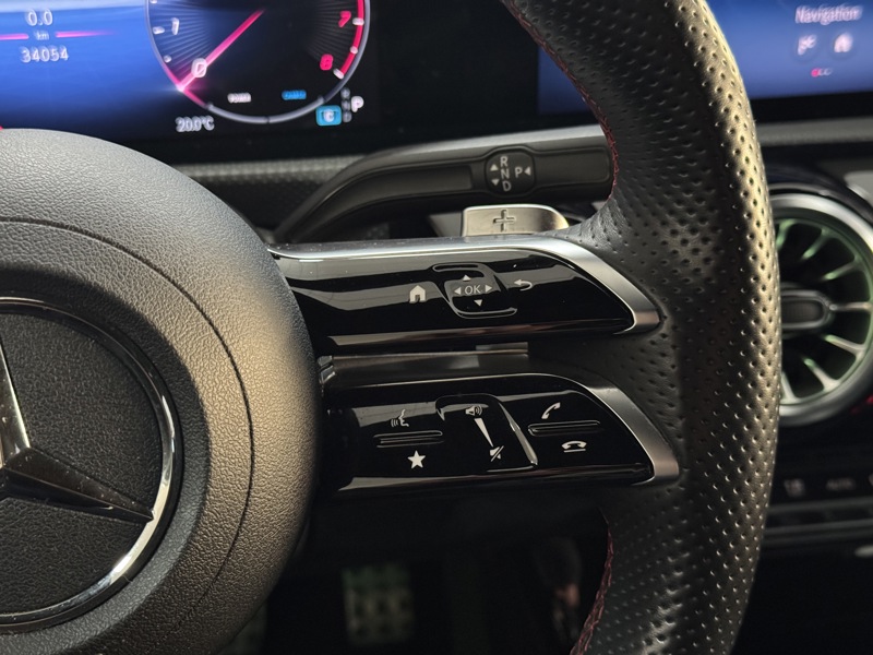 Image Mercedes-Benz CLASSE A 180 AMG Line  