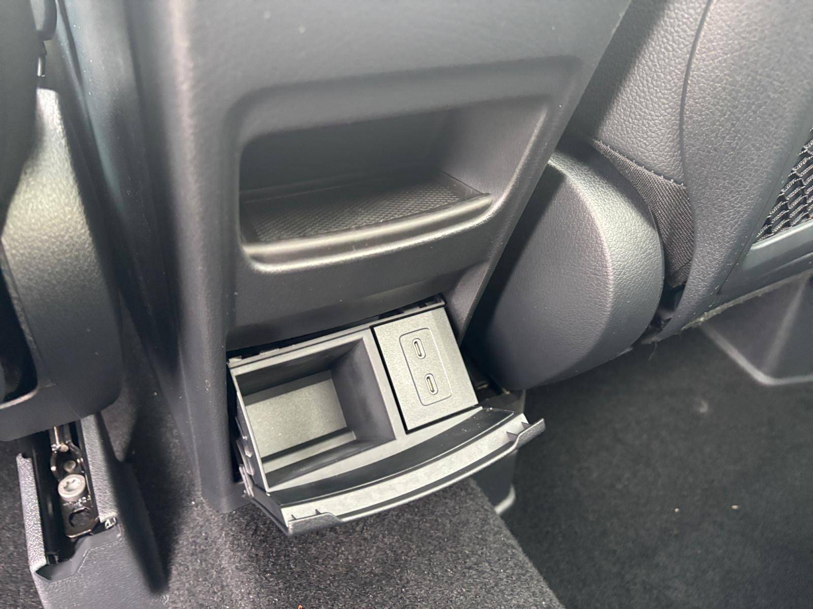 Image Mercedes-Benz GLA 200 d AMG Line  GLA 200 d AMG Line