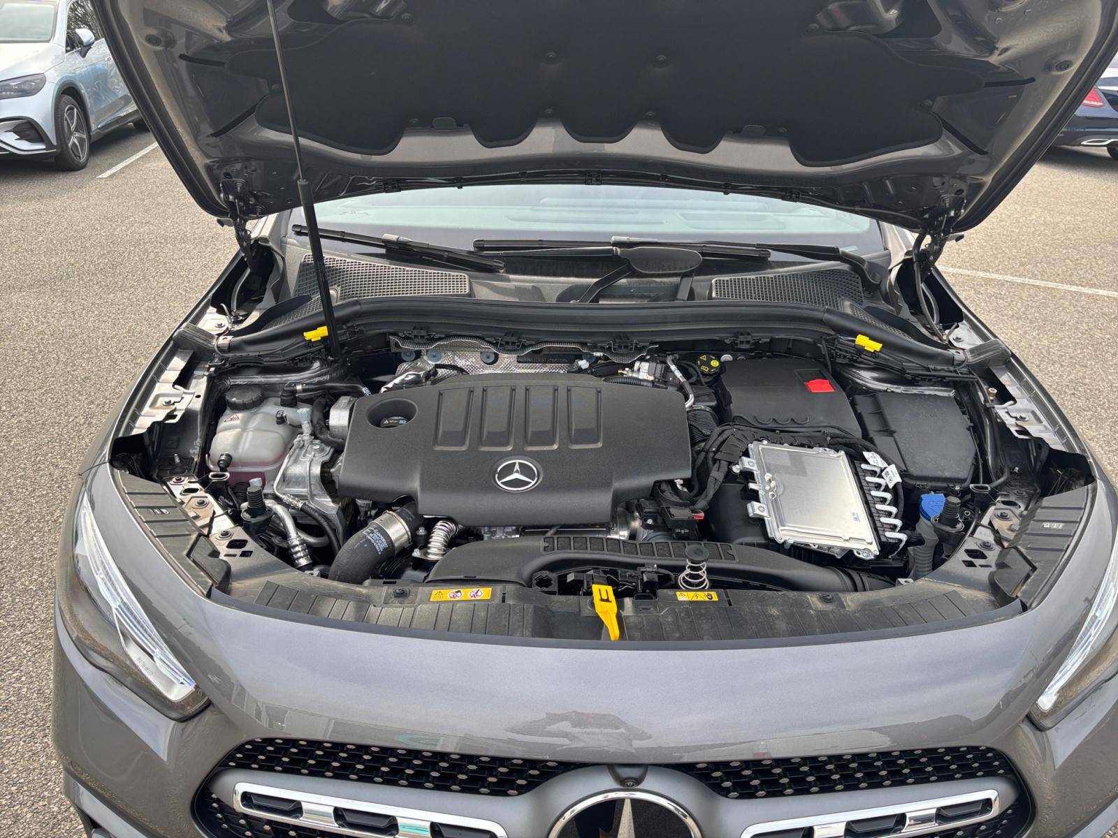 Image Mercedes-Benz GLA 200 d AMG Line  GLA 200 d AMG Line