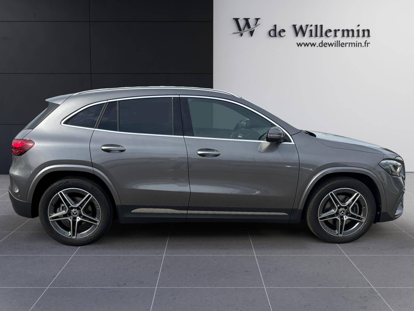 Image Mercedes-Benz GLA 200 d AMG Line  GLA 200 d AMG Line
