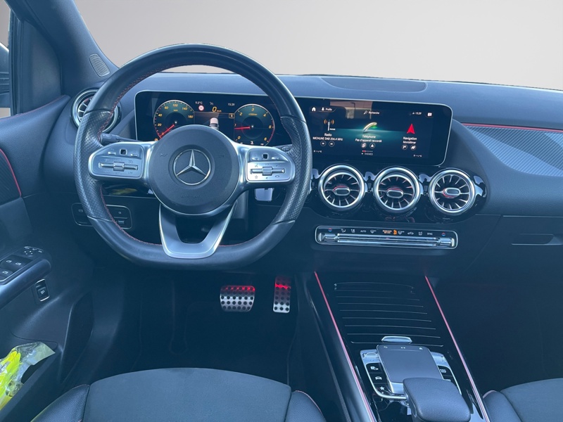 Image Mercedes-Benz CLASSE B 200 d AMG Line Edition  Classe B 200 d 8G-DCT AMG Line Edition