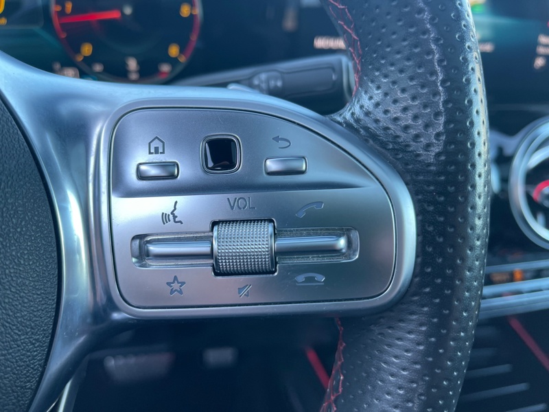 Image Mercedes-Benz CLASSE B 200 d AMG Line Edition  Classe B 200 d 8G-DCT AMG Line Edition