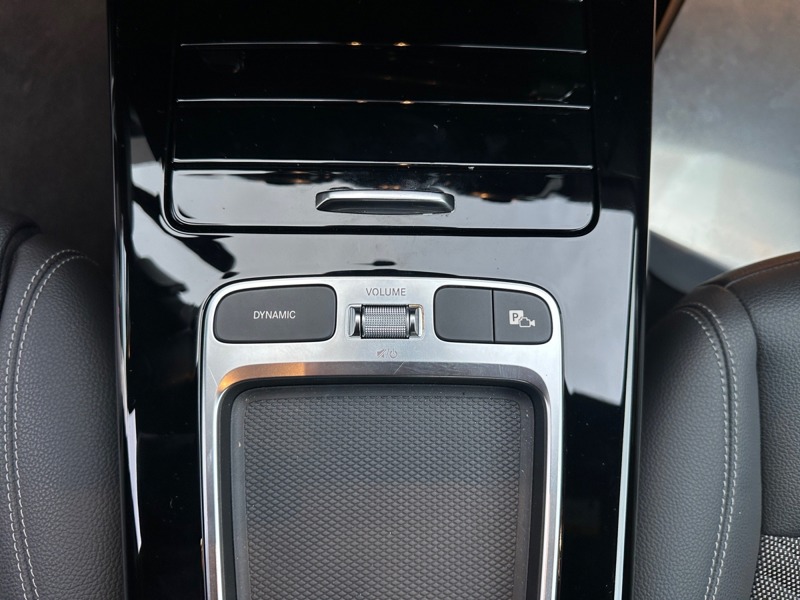 Image Mercedes-Benz CLASSE A 250 e Hybrid EQ Progressive Line  Classe A 250 e 8G-DCT Progressive Line