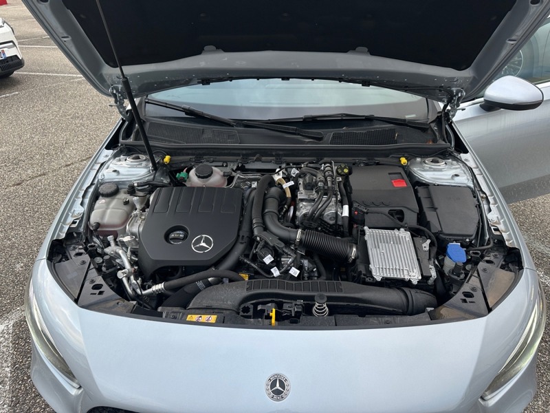 Image Mercedes-Benz CLASSE A 250 e Hybrid EQ Progressive Line  Classe A 250 e 8G-DCT Progressive Line