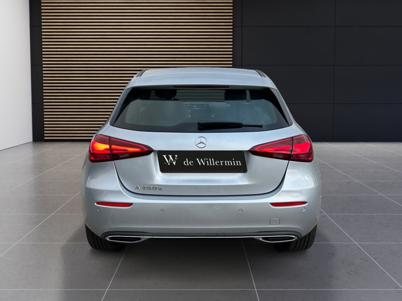 Image Mercedes-Benz CLASSE A 250 e Hybrid EQ Progressive Line  Classe A 250 e 8G-DCT Progressive Line