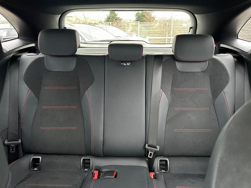 Image Mercedes-Benz GLA 200 d AMG Line  