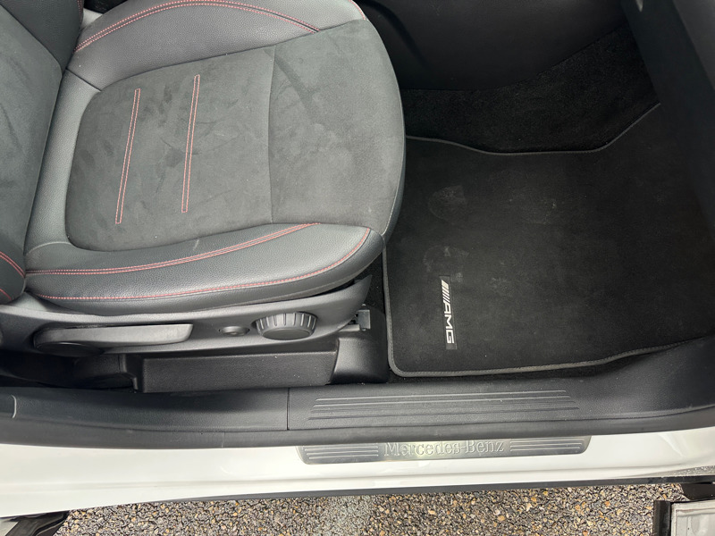 Image Mercedes-Benz GLA 200 d AMG Line  