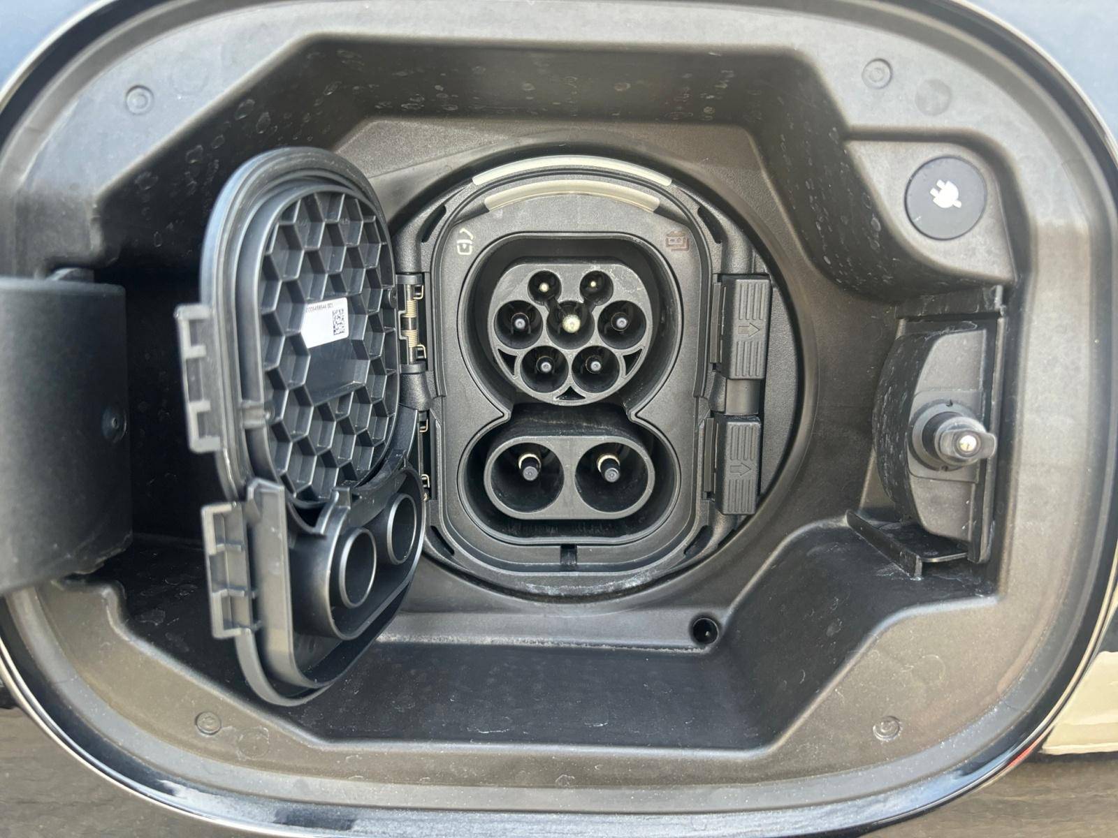 Image Mercedes-Benz CLASSE S 580 e Limousine AMG Line  Classe S 580 e Limousine AMG Line