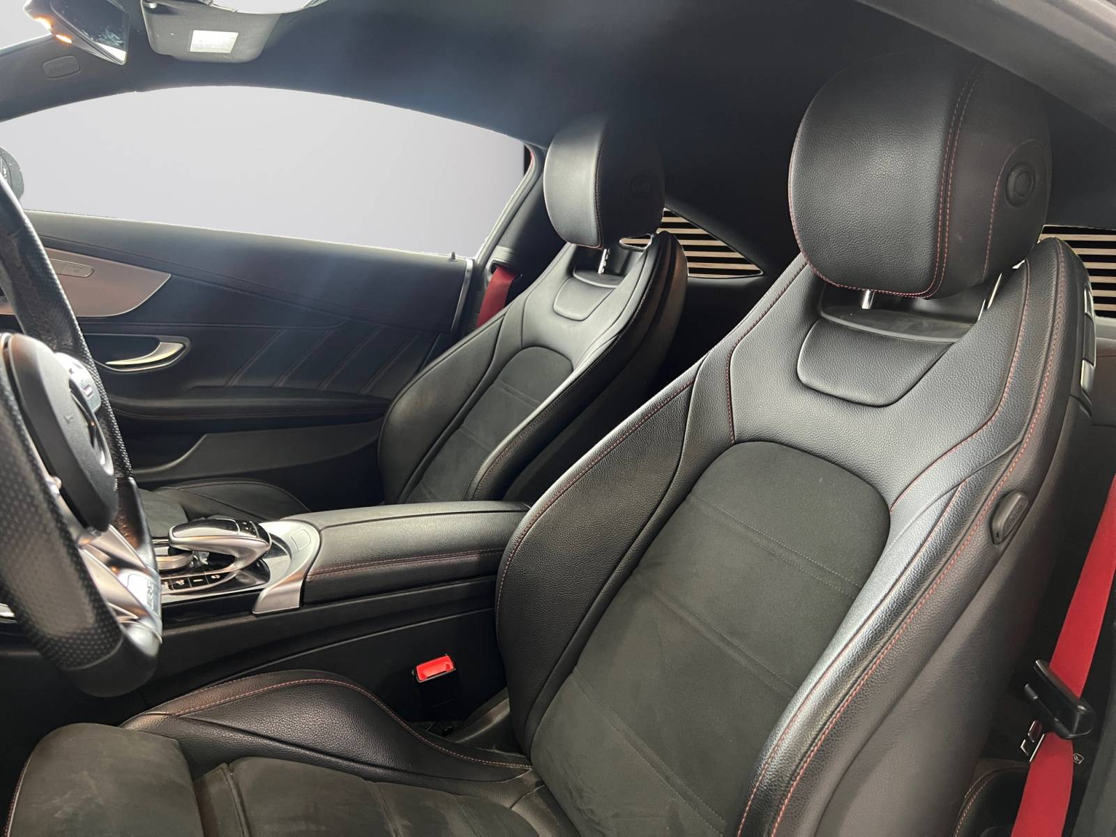 Image Mercedes-Benz CLASSE C COUPÉ Mercedes-AMG C 43 4MATIC Coupé  Classe C Coupé 43 Mercedes-AMG 9G-TCT SPEEDSHIFT AMG 4Matic