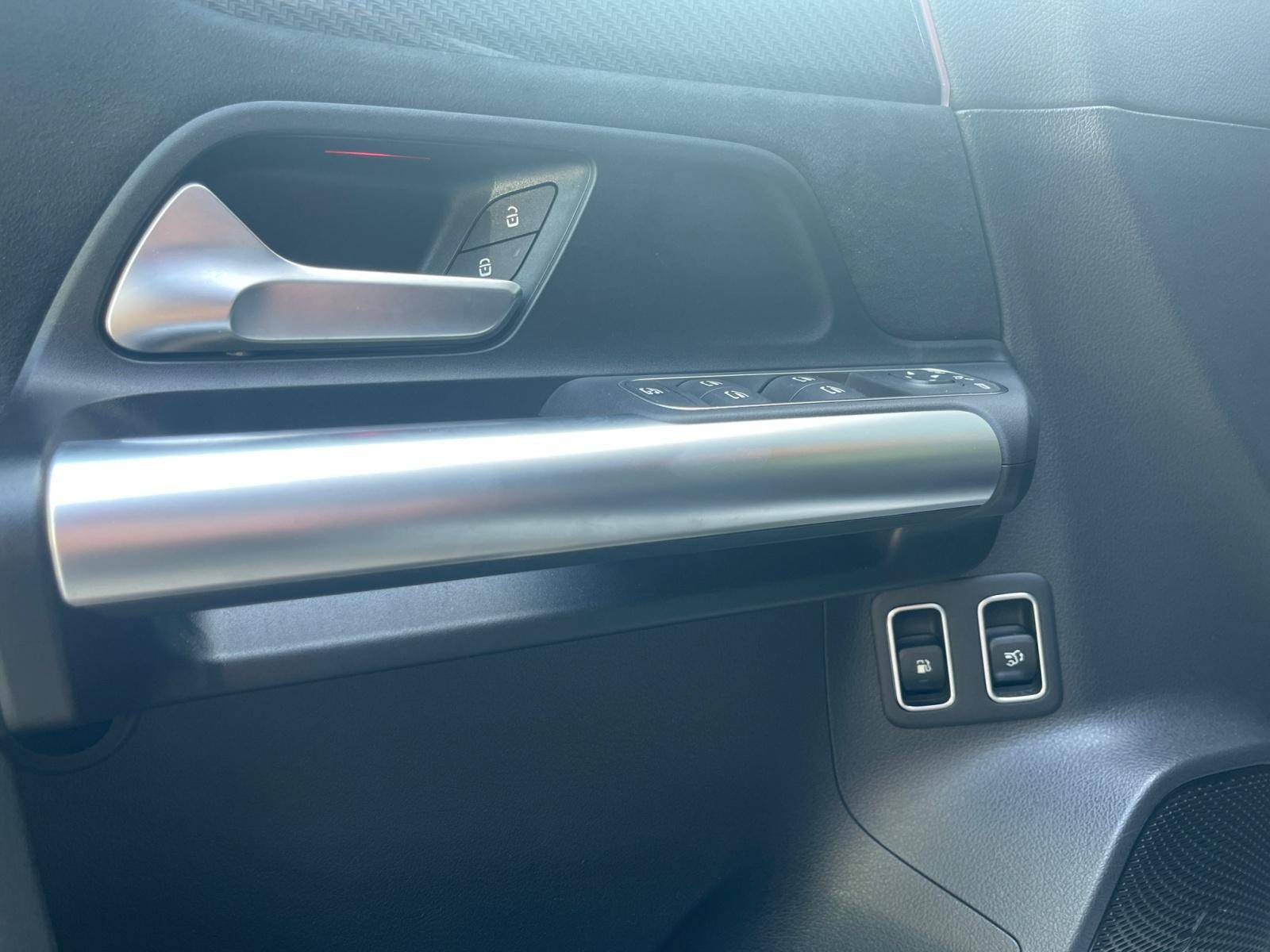 Image Mercedes-Benz CLASSE B 250 e AMG Line  Classe B 250 e Hybrid EQ AMG Line