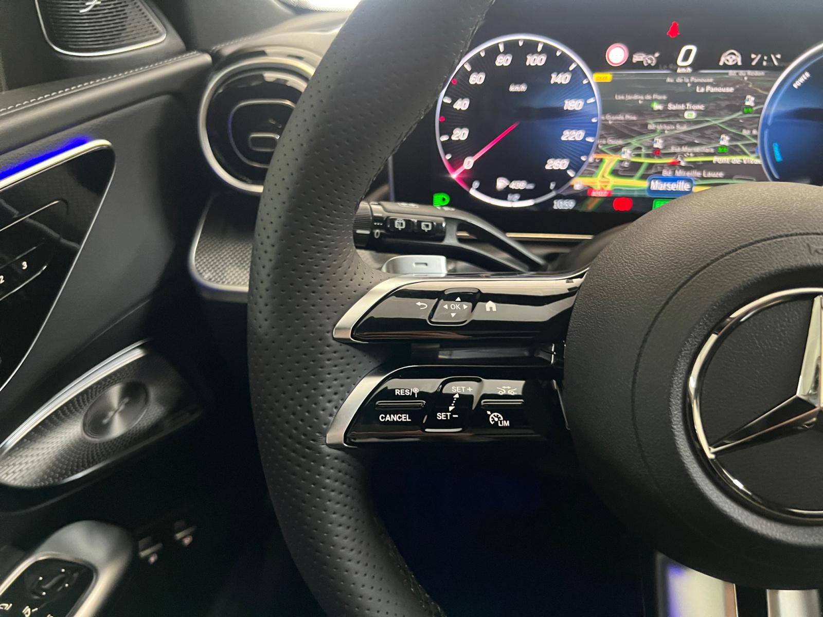 Image Mercedes-Benz CLASSE C BREAK Classe C 300 e Hybrid EQ Break AMG Line  Classe C 300 e Hybrid EQ Break AMG Line