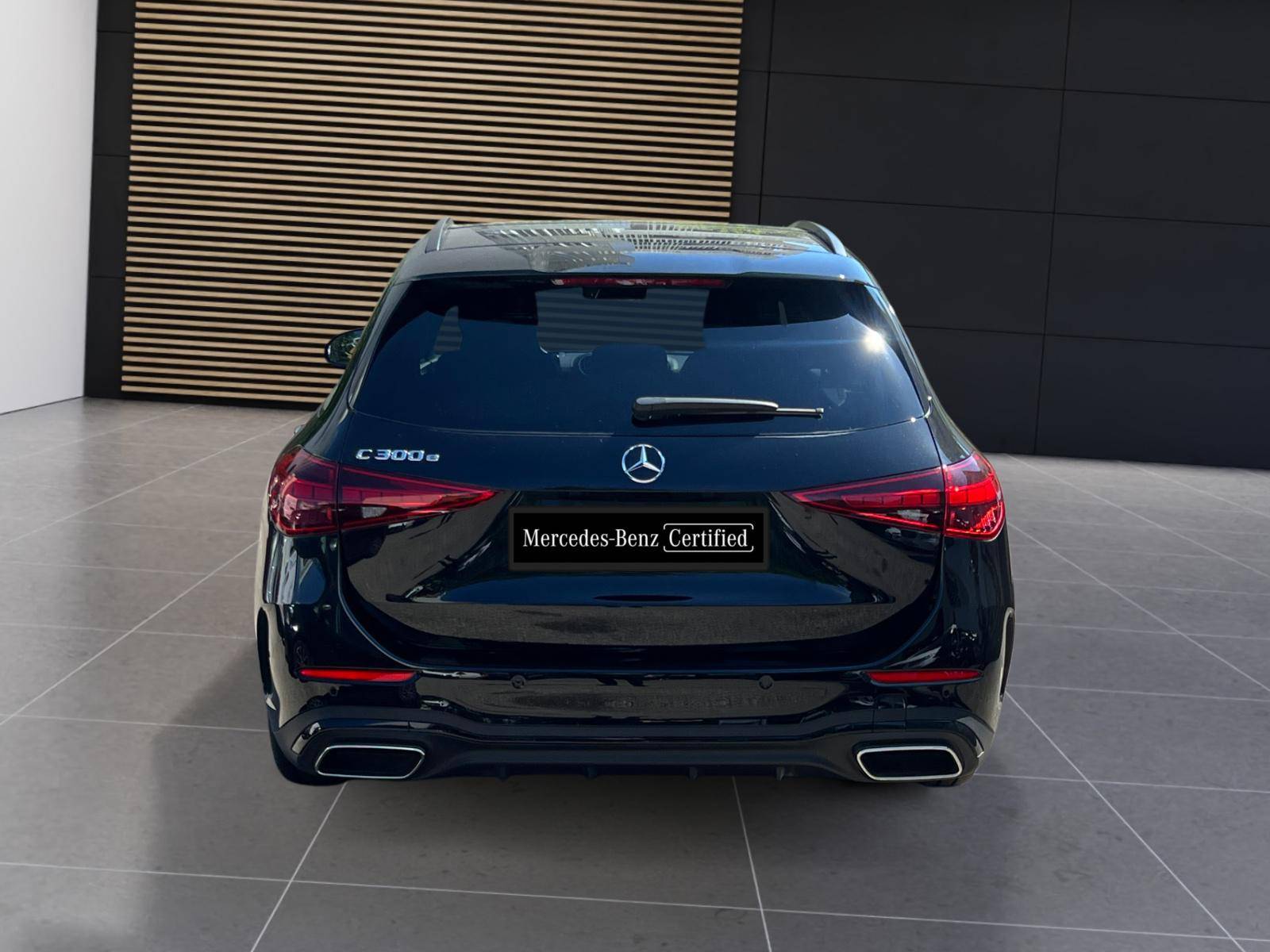 Image Mercedes-Benz CLASSE C BREAK Classe C 300 e Hybrid EQ Break AMG Line  Classe C 300 e Hybrid EQ Break AMG Line