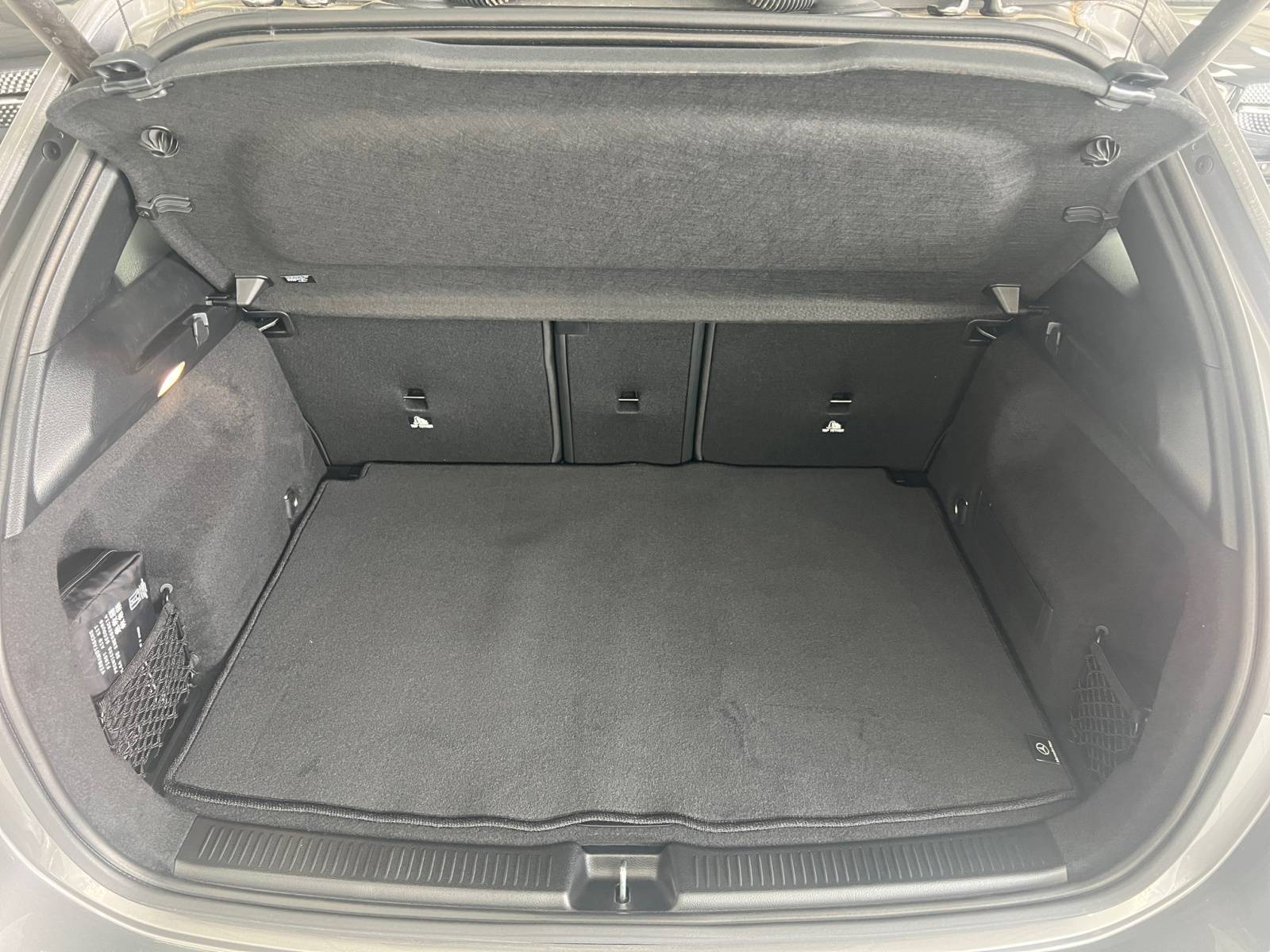 Image Mercedes-Benz CLASSE B 200 d AMG Line  Classe B 200 d AMG Line