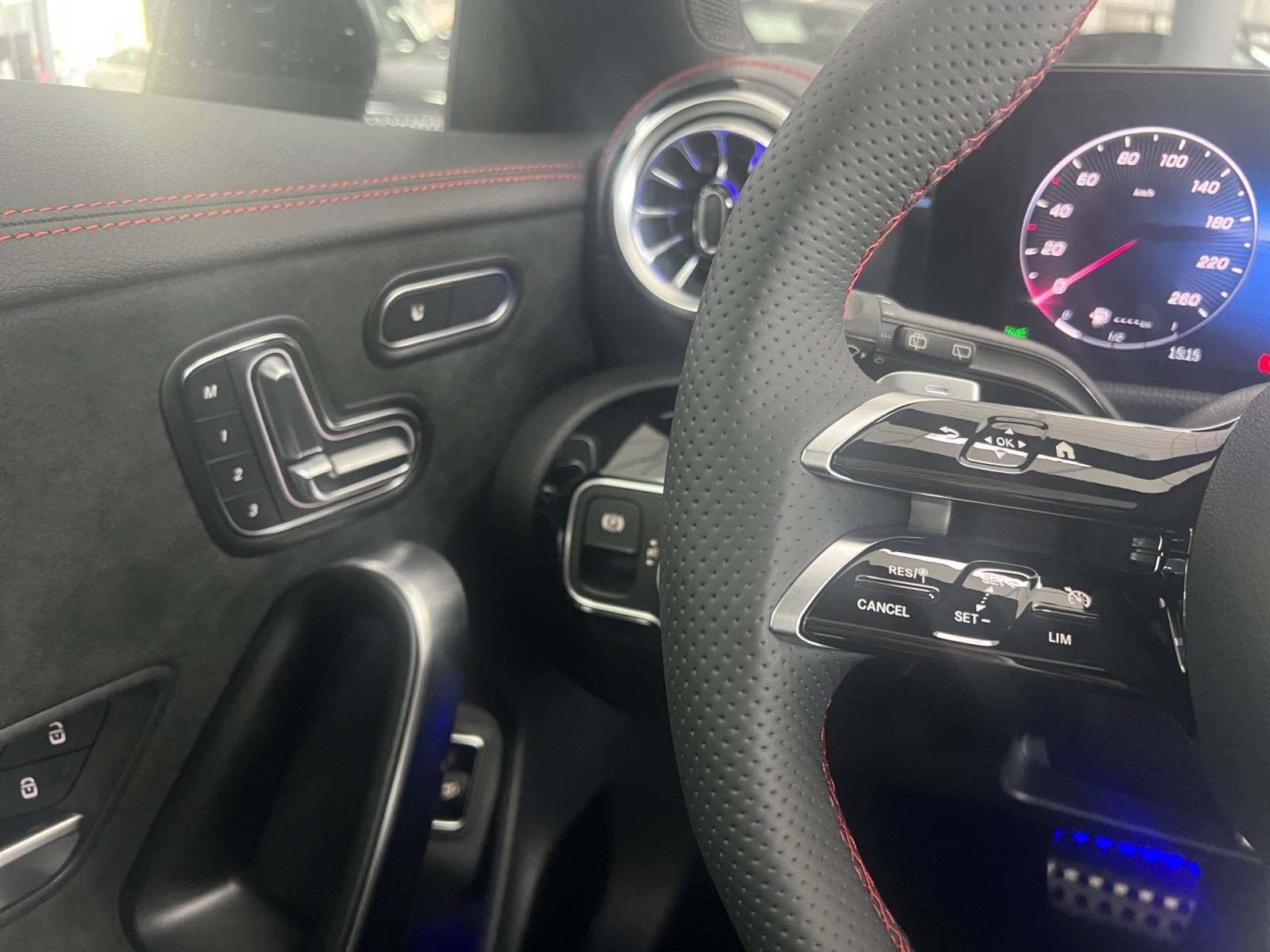 Image Mercedes-Benz CLA SHOOTING BRAKE CLA 200 d Shooting Brake AMG Line  