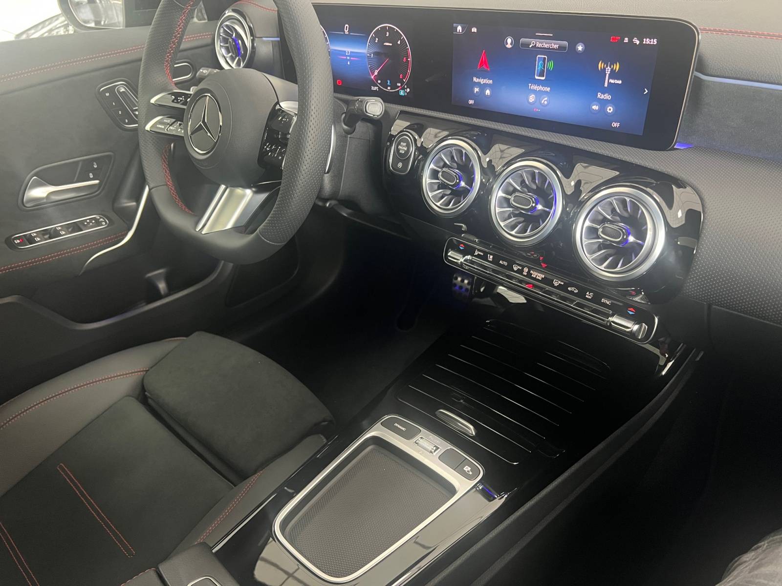 Image Mercedes-Benz CLA SHOOTING BRAKE CLA 200 d Shooting Brake AMG Line  