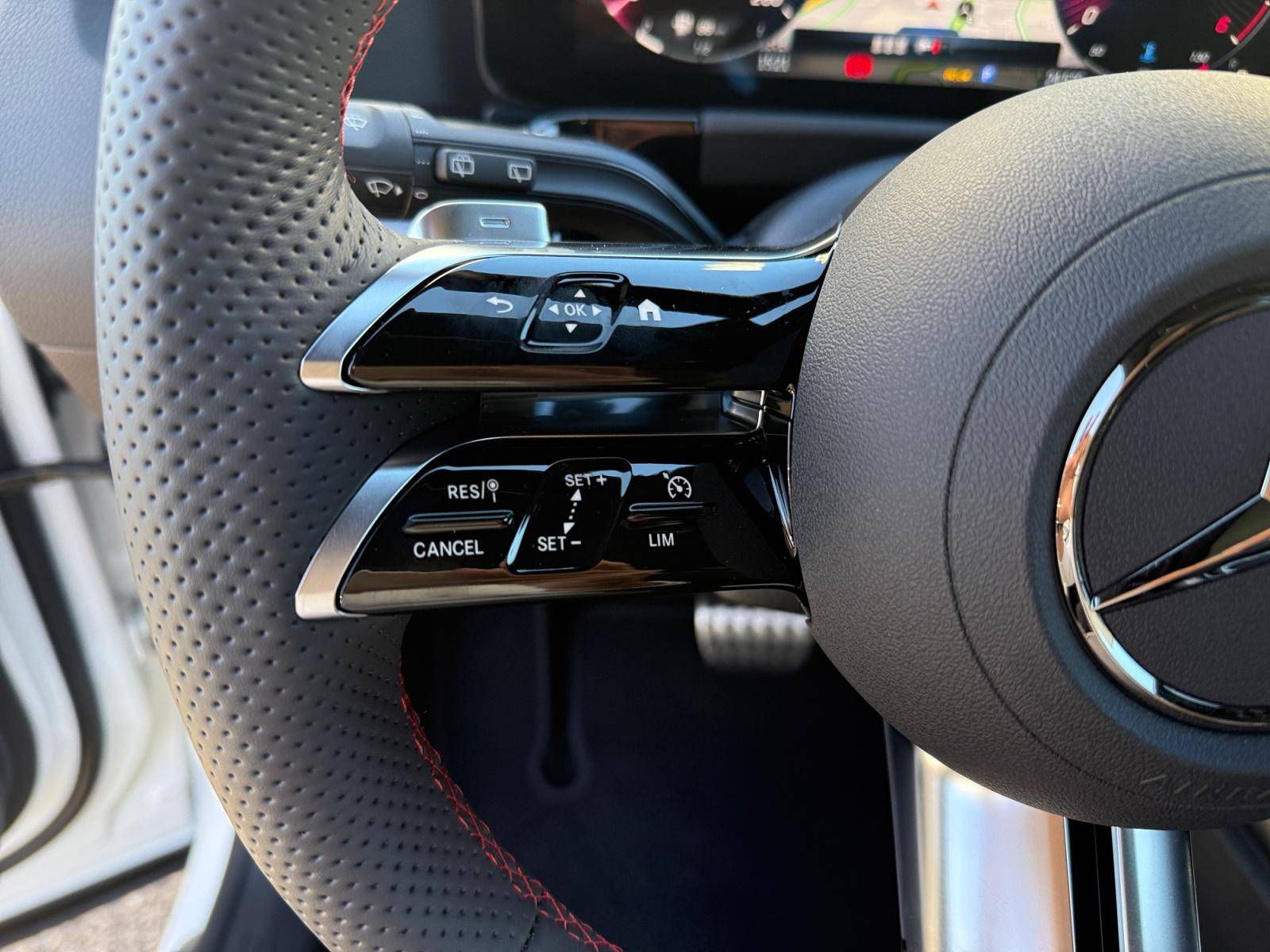 Image Mercedes-Benz GLA 200 d AMG Line  