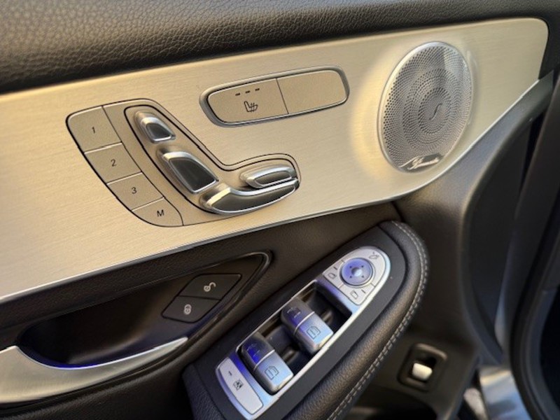 Image Mercedes-Benz GLC SUV GLC 300de 4MATIC SUV AMG Line  