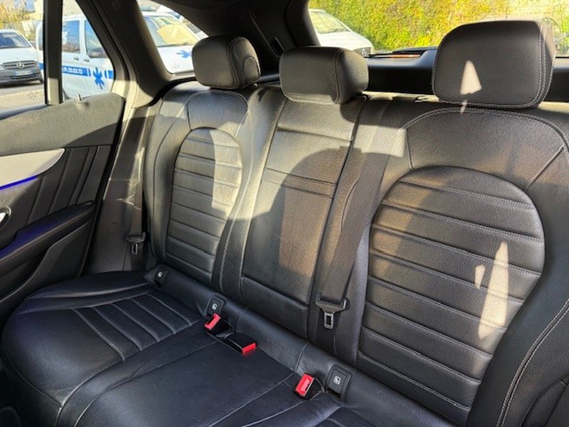 Image Mercedes-Benz GLC SUV GLC 300de 4MATIC SUV AMG Line  