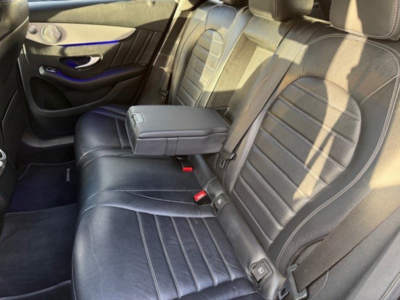 Image Mercedes-Benz GLC SUV GLC 300de 4MATIC SUV AMG Line  