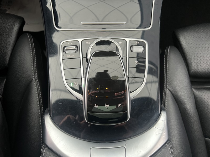 Image Mercedes-Benz CLASSE C BERLINE C 220 d Berline Sportline  