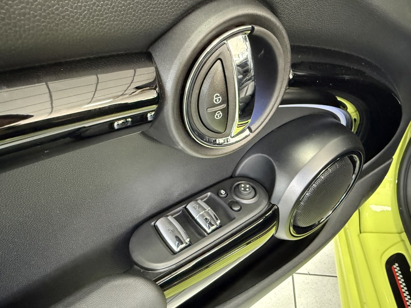 Image MINI CABRIO Cooper S Essential  2.0 178 ch Sport avec7