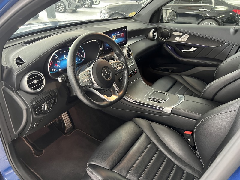 Image Mercedes-Benz GLC COUPÉ GLC 220 d 4MATIC Coupé AMG Line  