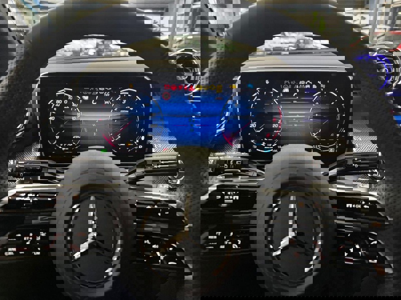 Image Mercedes-Benz GLC SUV GLC 220 d 4MATIC AMG Line  GLC 220 d 4MATIC AMG Line