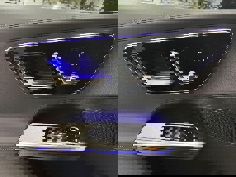 Image Mercedes-Benz GLC SUV GLC 220 d 4MATIC AMG Line  GLC 220 d 4MATIC AMG Line