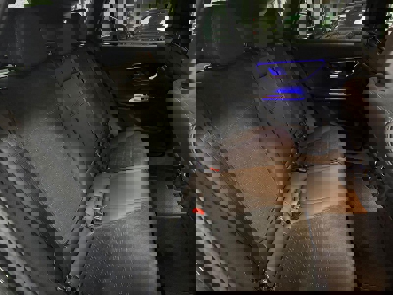 Image Mercedes-Benz GLC SUV GLC 220 d 4MATIC AMG Line  GLC 220 d 4MATIC AMG Line