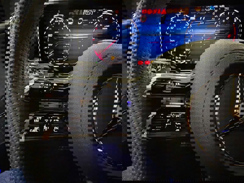 Image Mercedes-Benz GLC SUV GLC 220 d 4MATIC AMG Line  GLC 220 d 4MATIC AMG Line