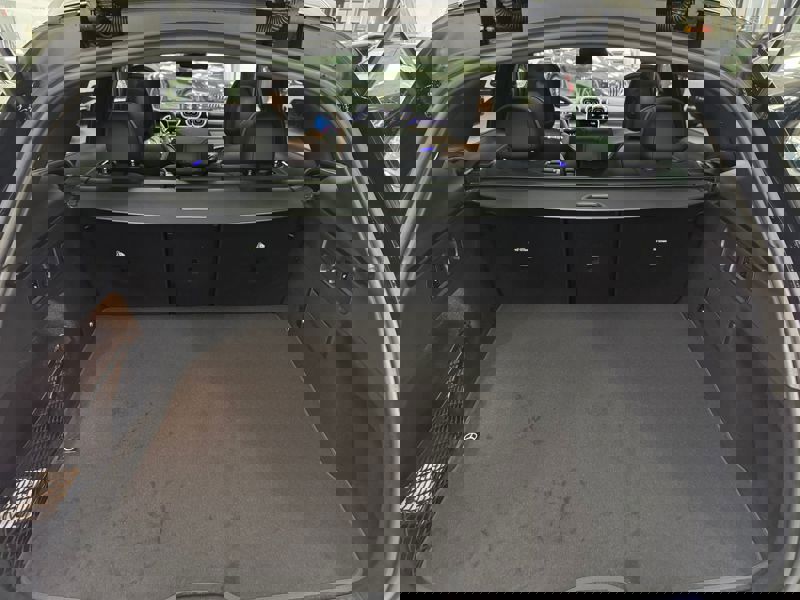 Image Mercedes-Benz GLC SUV GLC 220 d 4MATIC AMG Line  GLC 220 d 4MATIC AMG Line