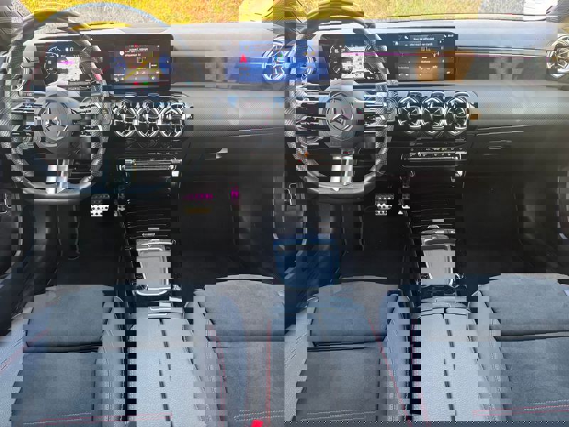 Image Mercedes-Benz CLASSE A 250 e Hybrid EQ AMG Line  