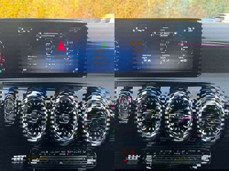 Image Mercedes-Benz CLASSE A 250 e Hybrid EQ AMG Line  