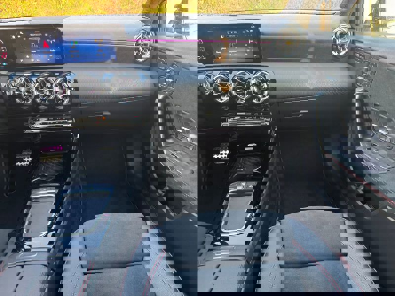 Image Mercedes-Benz CLASSE A 250 e Hybrid EQ AMG Line  