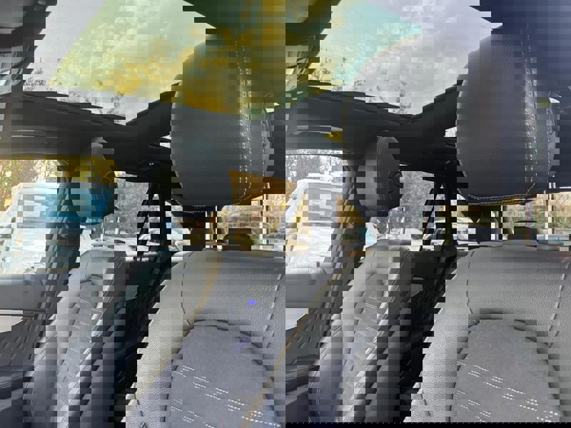 Image Mercedes-Benz GLC SUV GLC 300de 4MATIC SUV AMG Line  