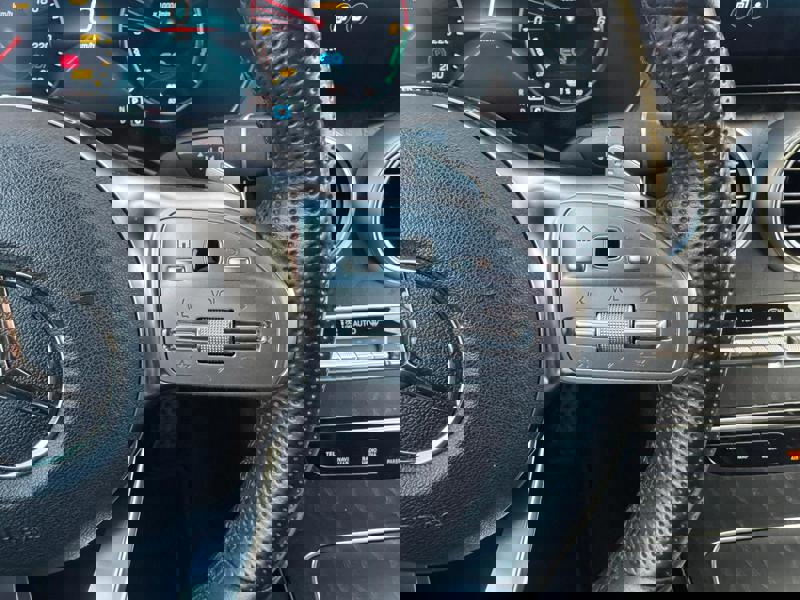 Image Mercedes-Benz GLC SUV GLC 300de 4MATIC SUV AMG Line  