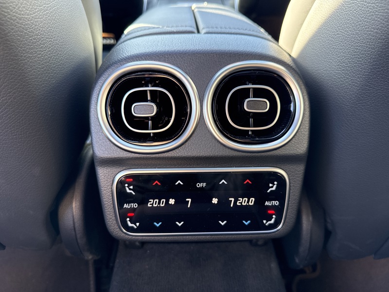 Image Mercedes-Benz CLASSE C BERLINE Classe C 300 e Hybrid EQ Berline AMG Line  Classe C 300 e Hybrid EQ Berline AMG Line