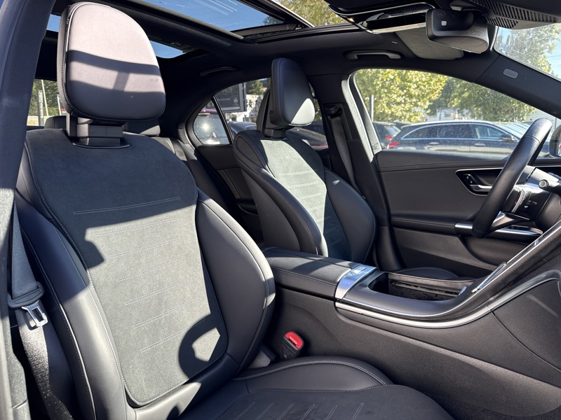 Image Mercedes-Benz CLASSE C BERLINE Classe C 300 e Hybrid EQ Berline AMG Line  Classe C 300 e Hybrid EQ Berline AMG Line