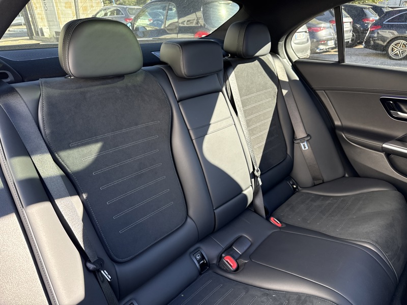 Image Mercedes-Benz CLASSE C BERLINE Classe C 300 e Hybrid EQ Berline AMG Line  Classe C 300 e Hybrid EQ Berline AMG Line