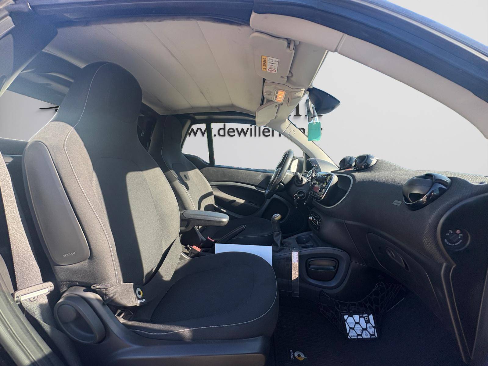 Image Smart FORTWO CABRIO Base 52 kW passion 1.0 71 ch 