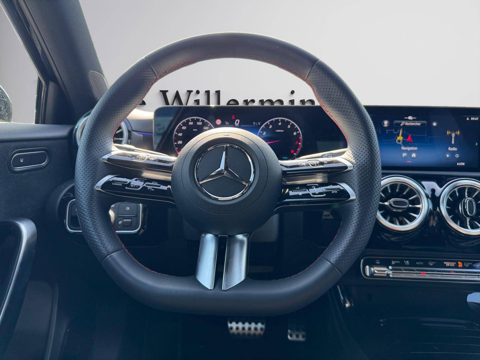 Image Mercedes-Benz CLASSE A 180 AMG Line  Classe A 180 AMG Line