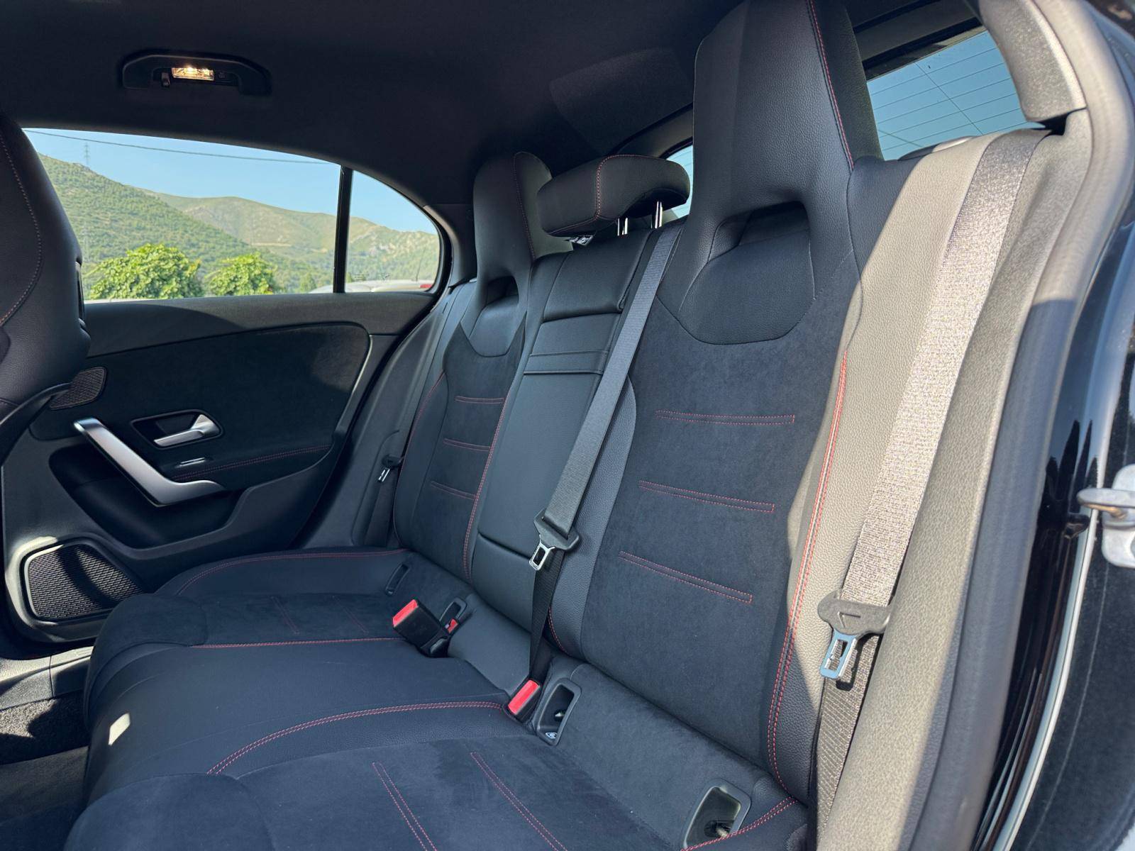 Image Mercedes-Benz CLASSE A 180 AMG Line  Classe A 180 AMG Line