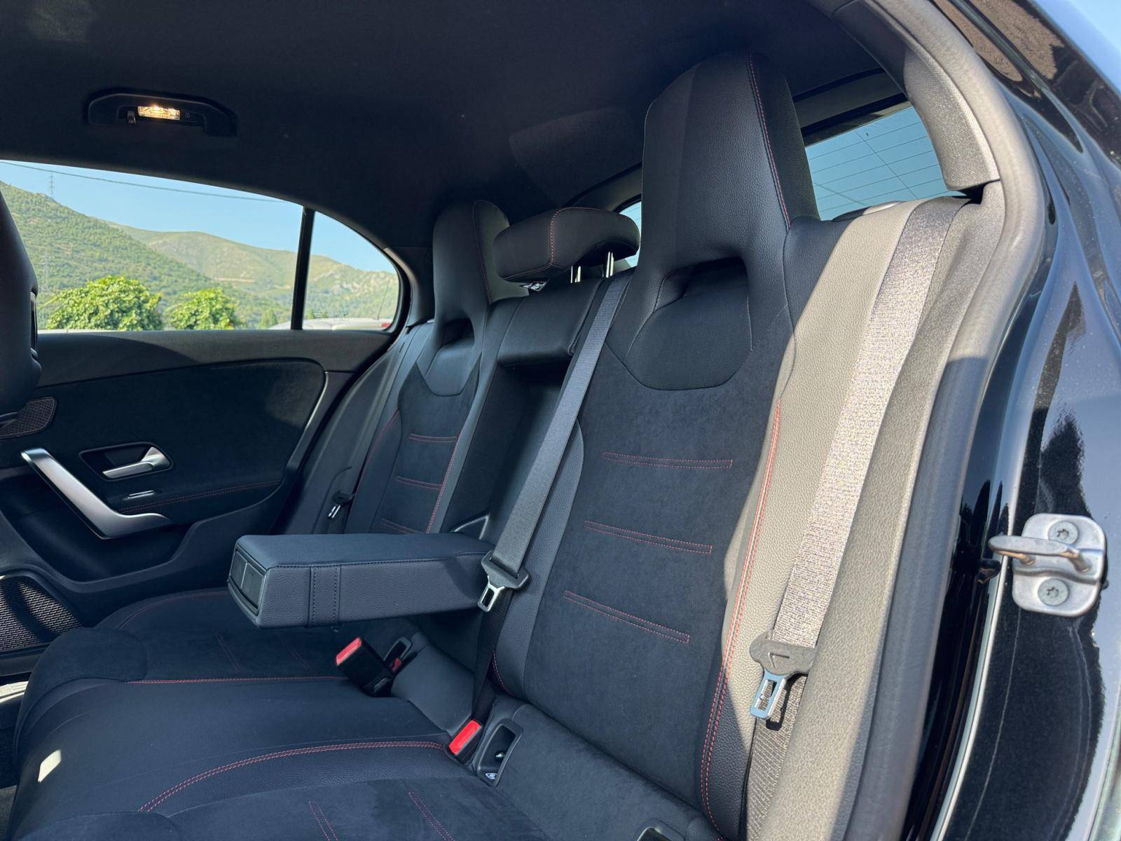 Image Mercedes-Benz CLASSE A 180 AMG Line  Classe A 180 AMG Line