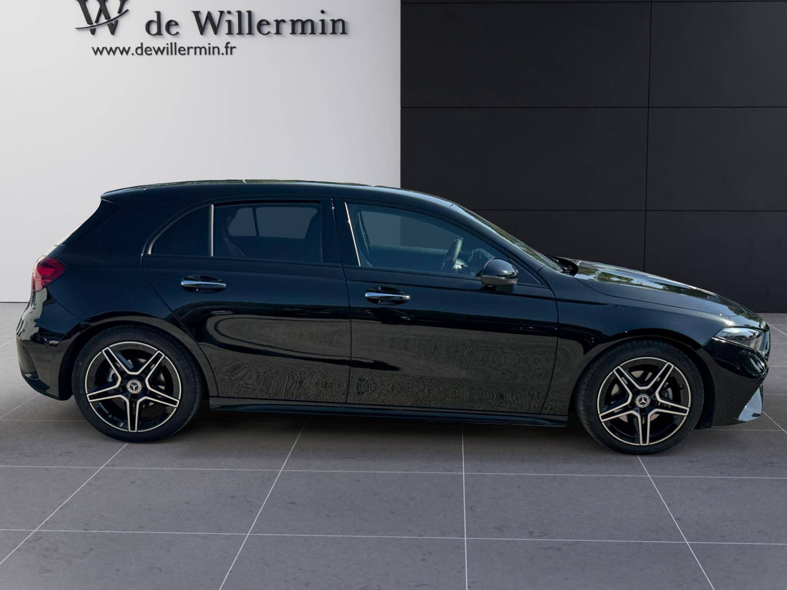 Image Mercedes-Benz CLASSE A 180 AMG Line  Classe A 180 AMG Line