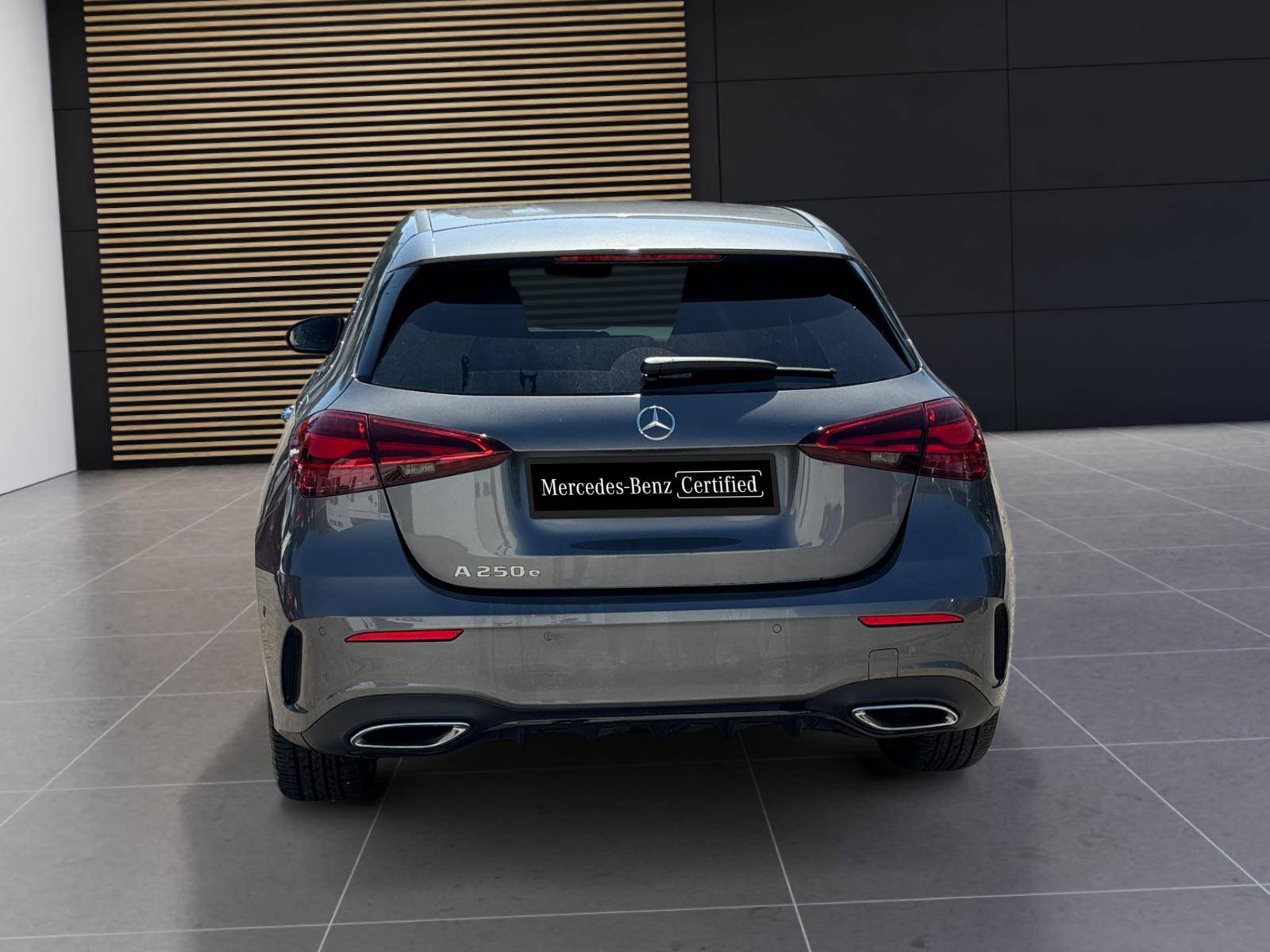 Image Mercedes-Benz CLASSE A 250 e AMG Line  Classe A 250 e Hybrid EQ AMG Line