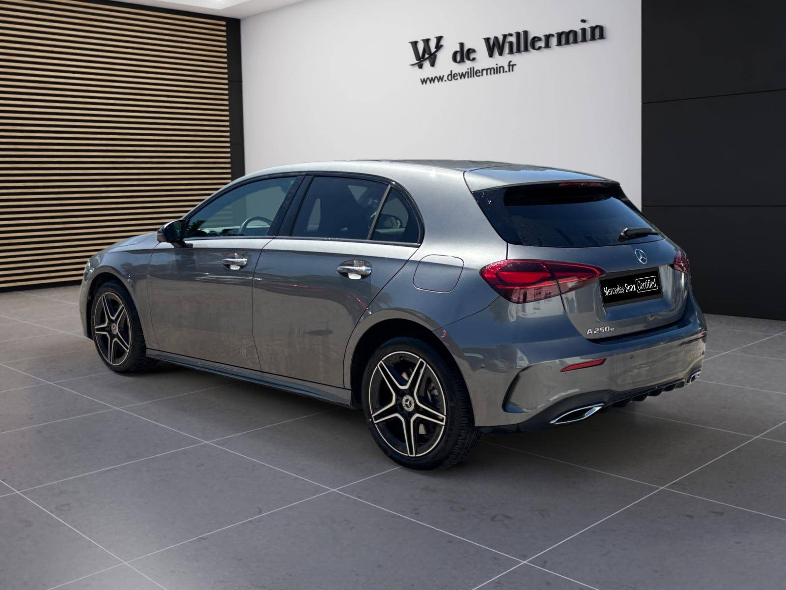 Image Mercedes-Benz CLASSE A 250 e AMG Line  Classe A 250 e Hybrid EQ AMG Line