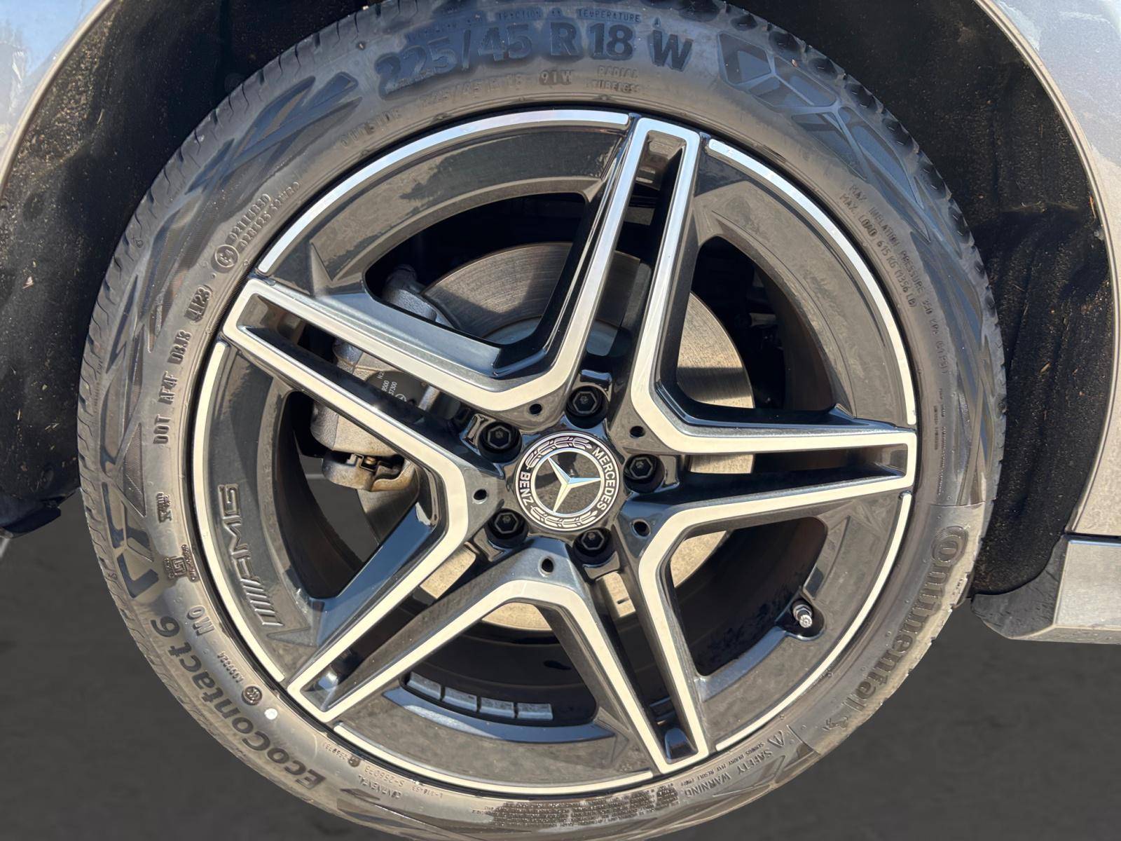 Image Mercedes-Benz CLASSE A 250 e AMG Line  Classe A 250 e Hybrid EQ AMG Line