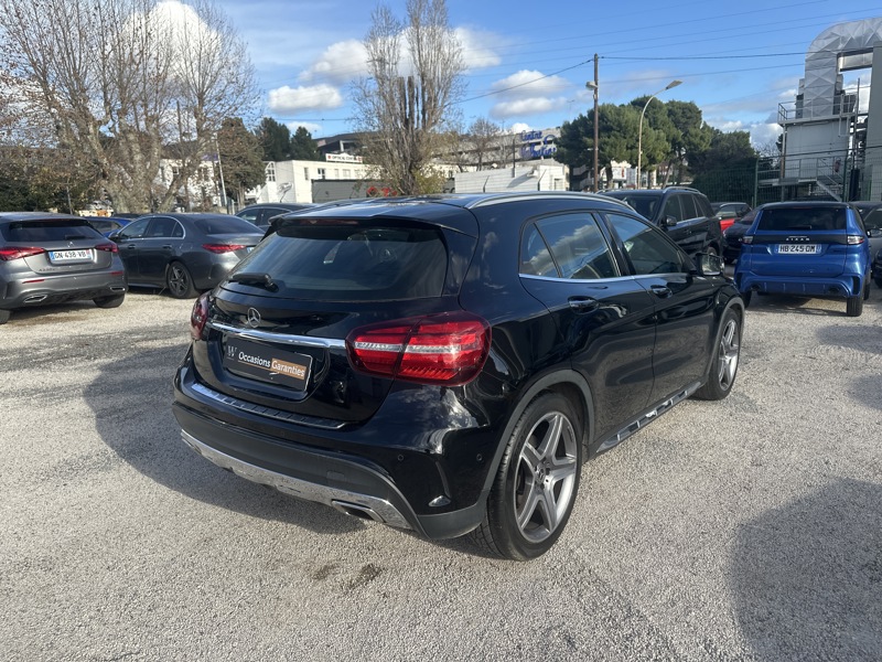 Image Mercedes-Benz GLA 180 Fascination  